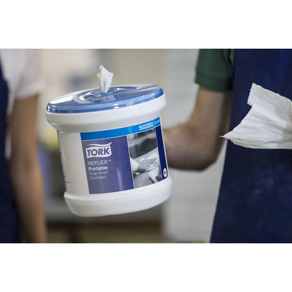 TORK M4 PORTABLE REFLEX SYSTEM DISPENSER - gallery image TORK M4 PORTABLE REFLEX SYSTEM DISPENSER gallery image